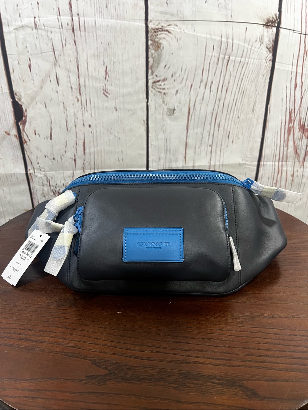 Coach Men's Dark Navy & Baby Blue Leather Track Waist Bag NWT